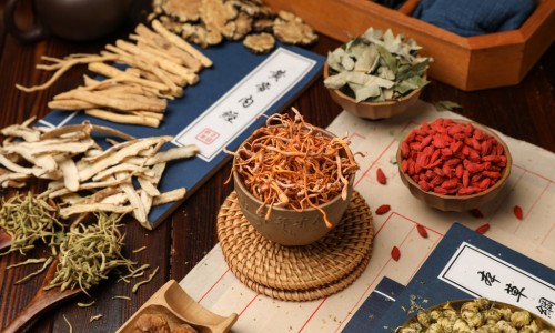 佛灵油-佛灵油专区_佛灵油有什么功效作用专区_佛灵油有什么功效网